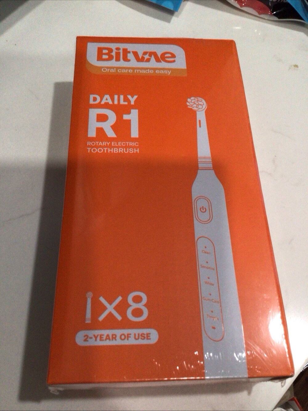 Rotary Electric Toothbrush 8 Brush Heads USB